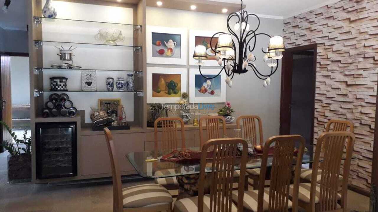 Casa para aluguel de temporada em Bertioga (Riviera de São Lourenço)