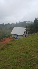 Lugar muito lindo visao incrivel. obra divina. ja ja estara pronto pra alugar.