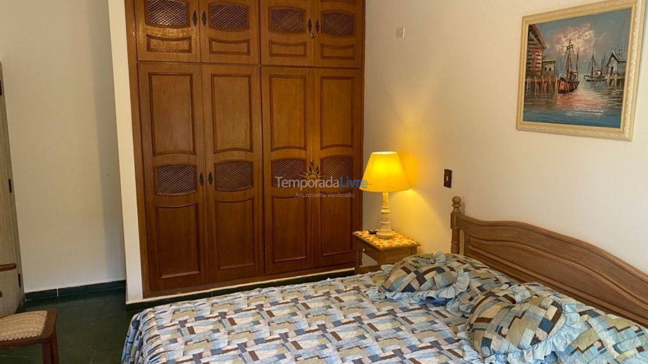 Casa para alquiler de vacaciones em Guarujá (Jardim Acapulco)