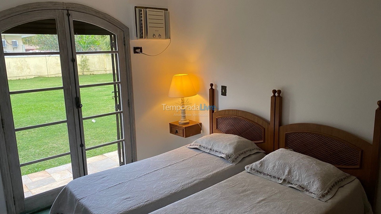 Casa para alquiler de vacaciones em Guarujá (Jardim Acapulco)