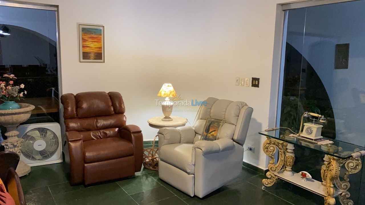 Casa para alquiler de vacaciones em Guarujá (Jardim Acapulco)