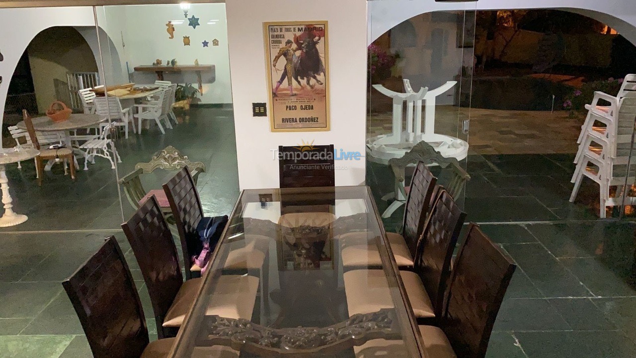 Casa para alquiler de vacaciones em Guarujá (Jardim Acapulco)