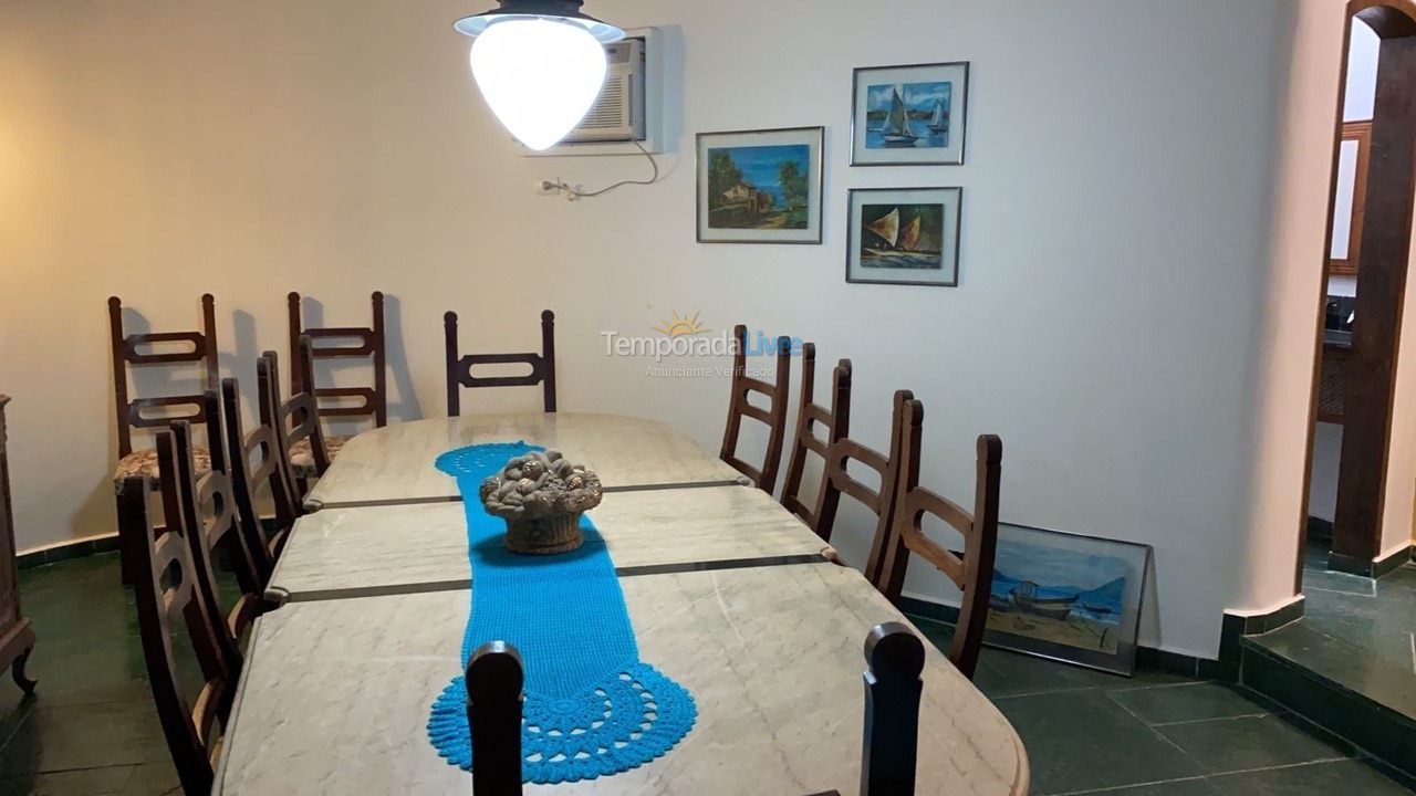 Casa para alquiler de vacaciones em Guarujá (Jardim Acapulco)