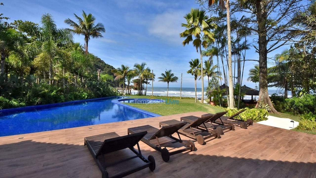 Casa para aluguel de temporada em São Sebastião (Praia do Engenho)