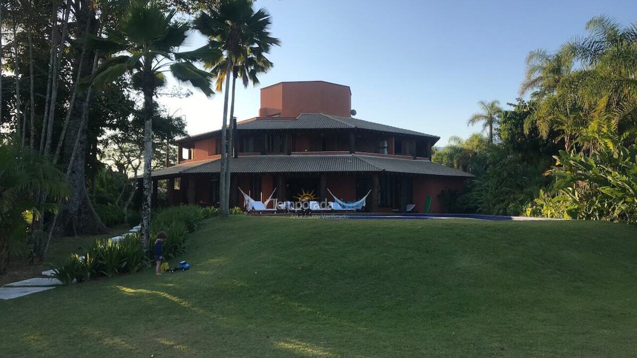 Casa para aluguel de temporada em São Sebastião (Praia do Engenho)