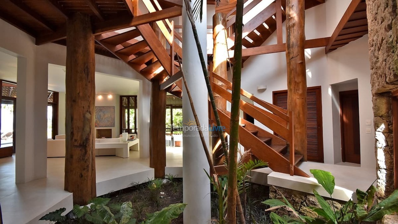 Casa para aluguel de temporada em São Sebastião (Praia do Engenho)