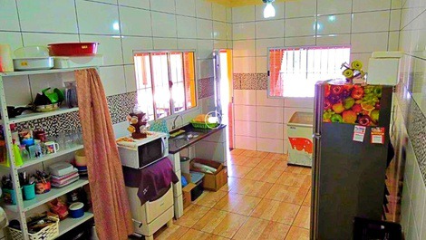 Nook 3j, heated pool, and close to the park!