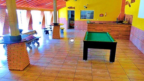 Nook 3j, heated pool, and close to the park!