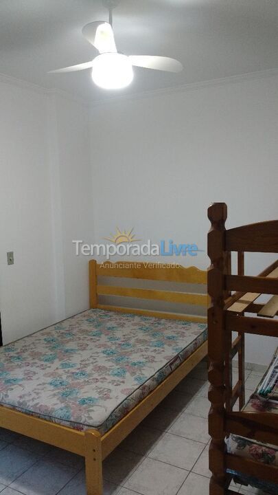 Apartamento para aluguel de temporada em Praia Grande (Vila Tupi)