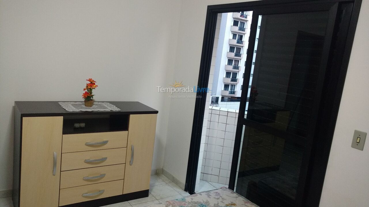 Apartamento para aluguel de temporada em Praia Grande (Vila Tupi)