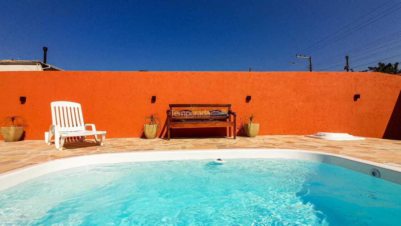 House for vacation rental in Palhoça (Guarda do Embaú)