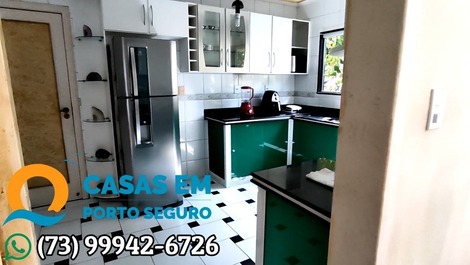 Cód.C011-Casa 5 quartos, 25 pessoas, piscina, 250m da praia de Mundaí.