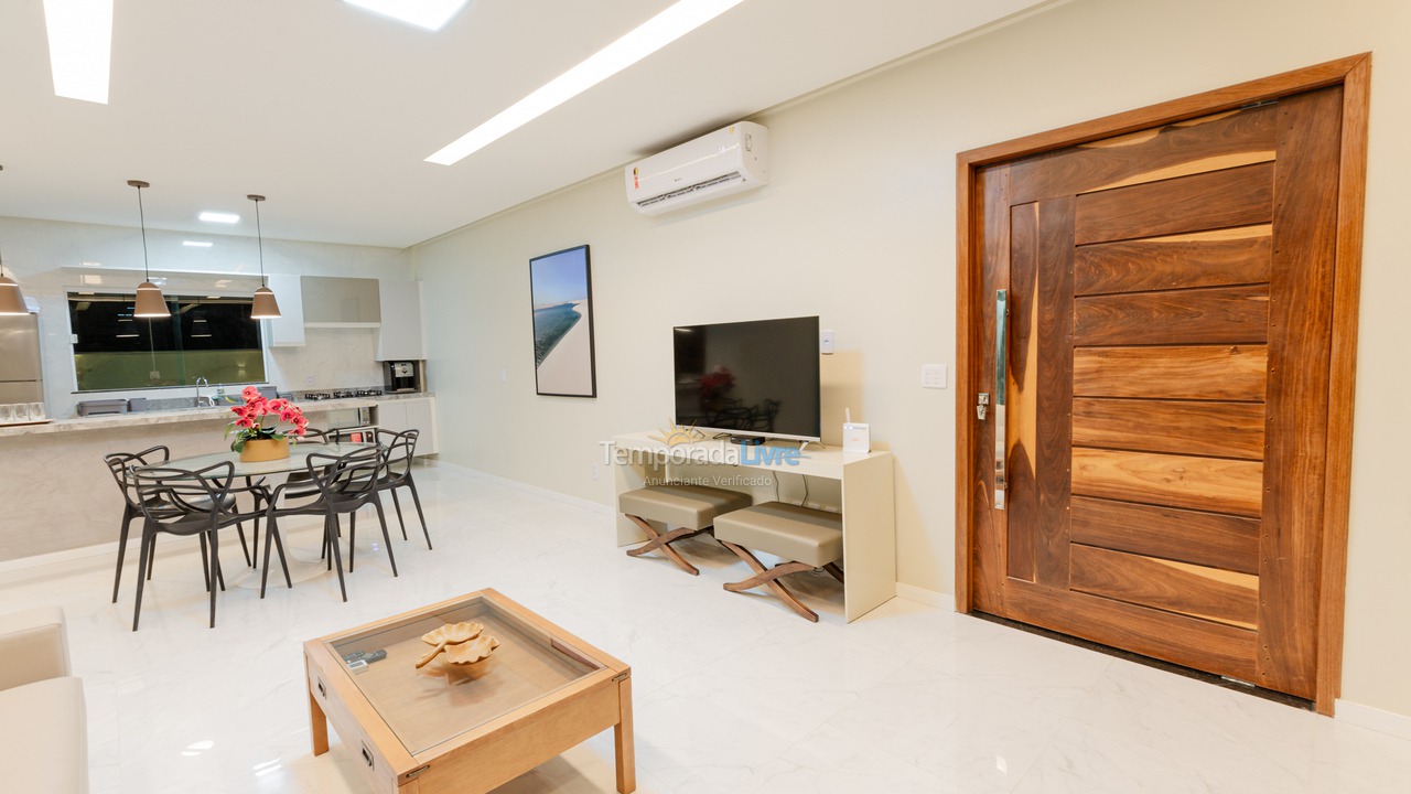 House for vacation rental in Santo Amaro do Maranhão (Bairro Olho Dágua)