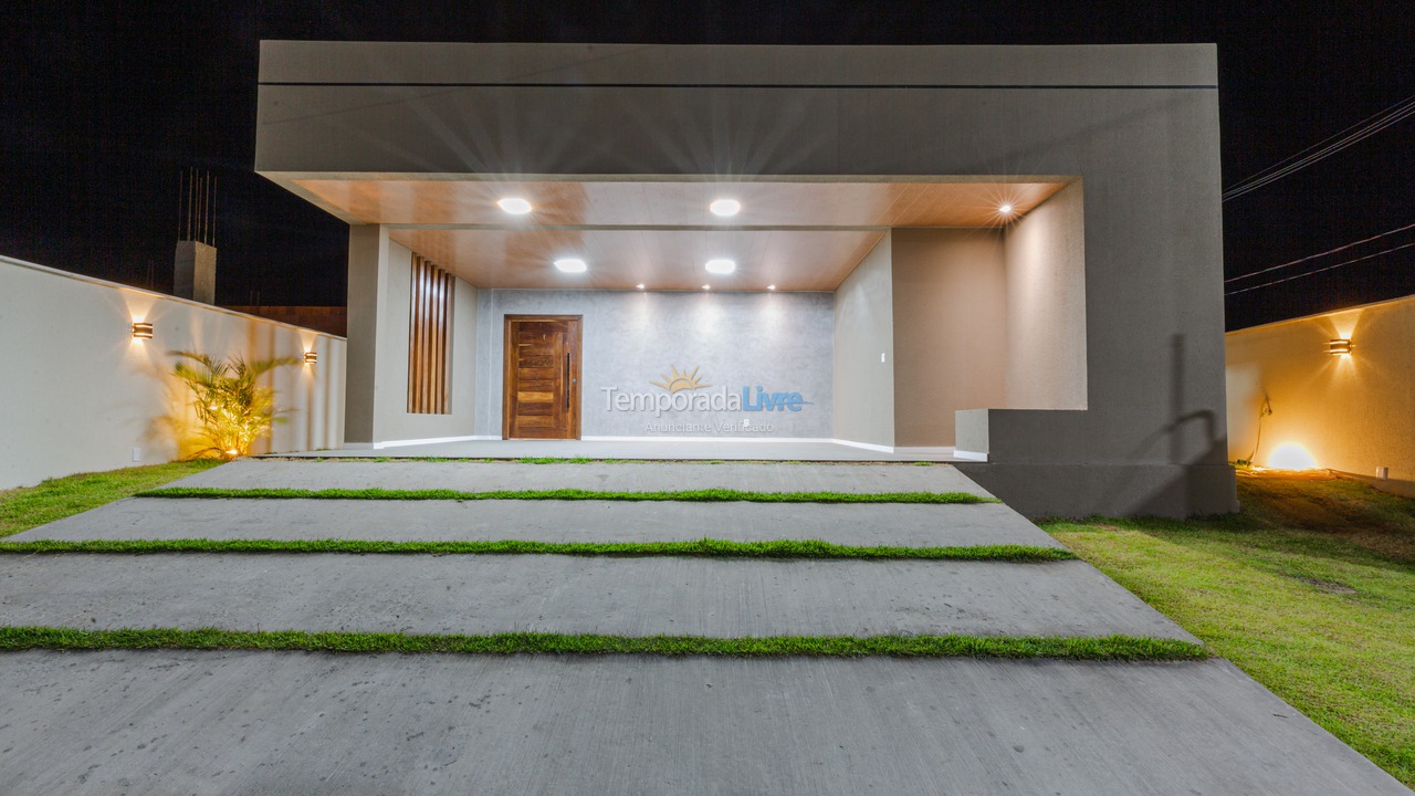 House for vacation rental in Santo Amaro do Maranhão (Bairro Olho Dágua)