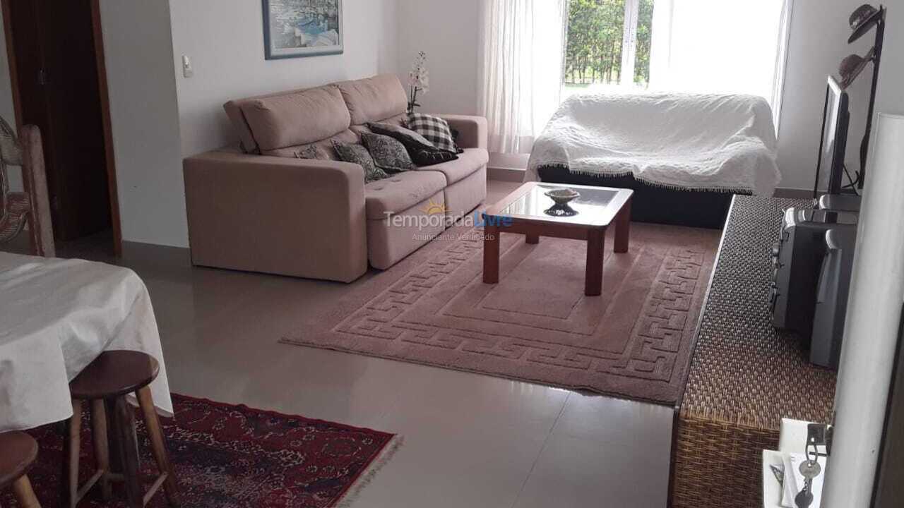 Casa para aluguel de temporada em Bertioga (Condominio Morada da Praia)