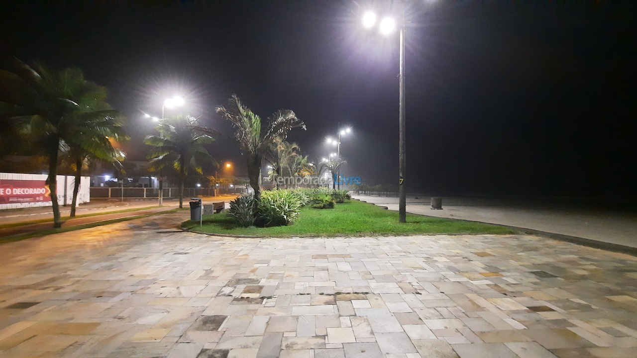 Casa para alquiler de vacaciones em Praia Grande (Balneário Maracanã)