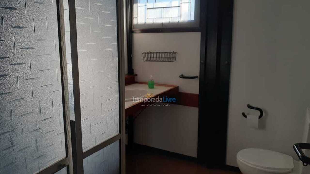 Casa para aluguel de temporada em Caraguatatuba (Porto Novo)