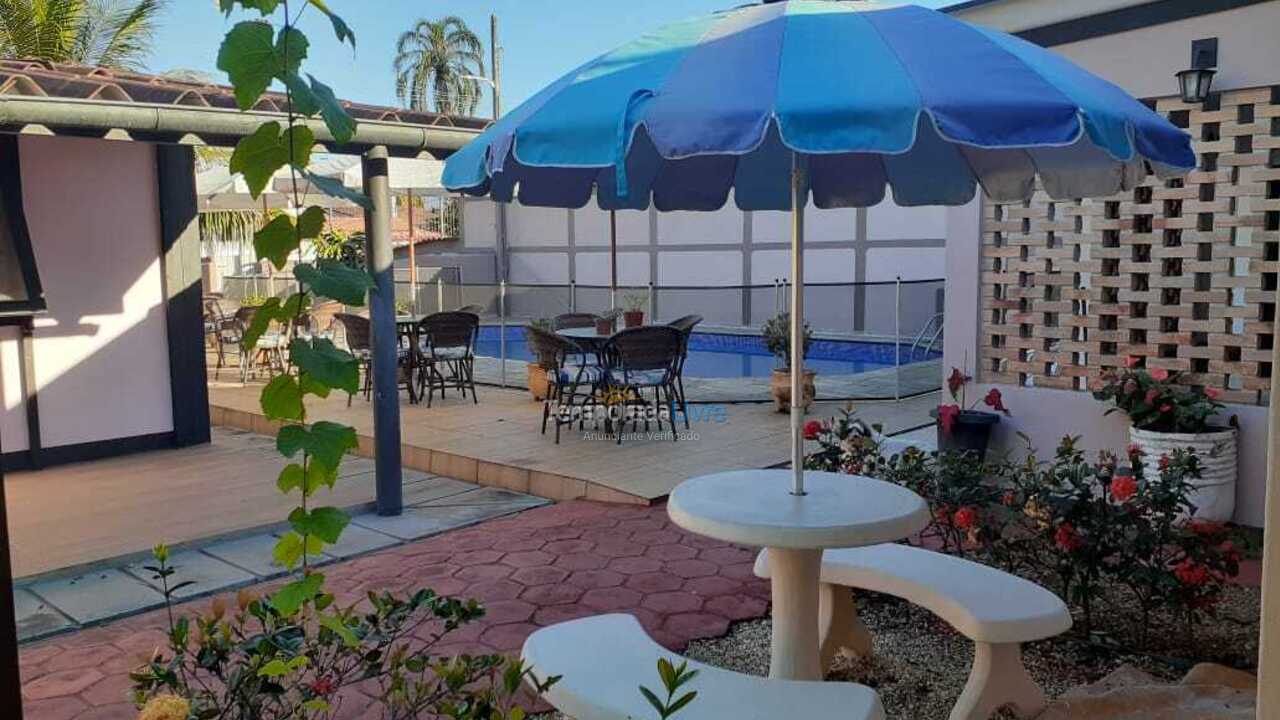 Casa para aluguel de temporada em Caraguatatuba (Porto Novo)