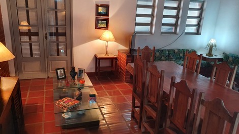 CASA PARA 11 PERSONAS - FRENTE AL MAR - PLAYA INDAIA - CARAGUATATUBA