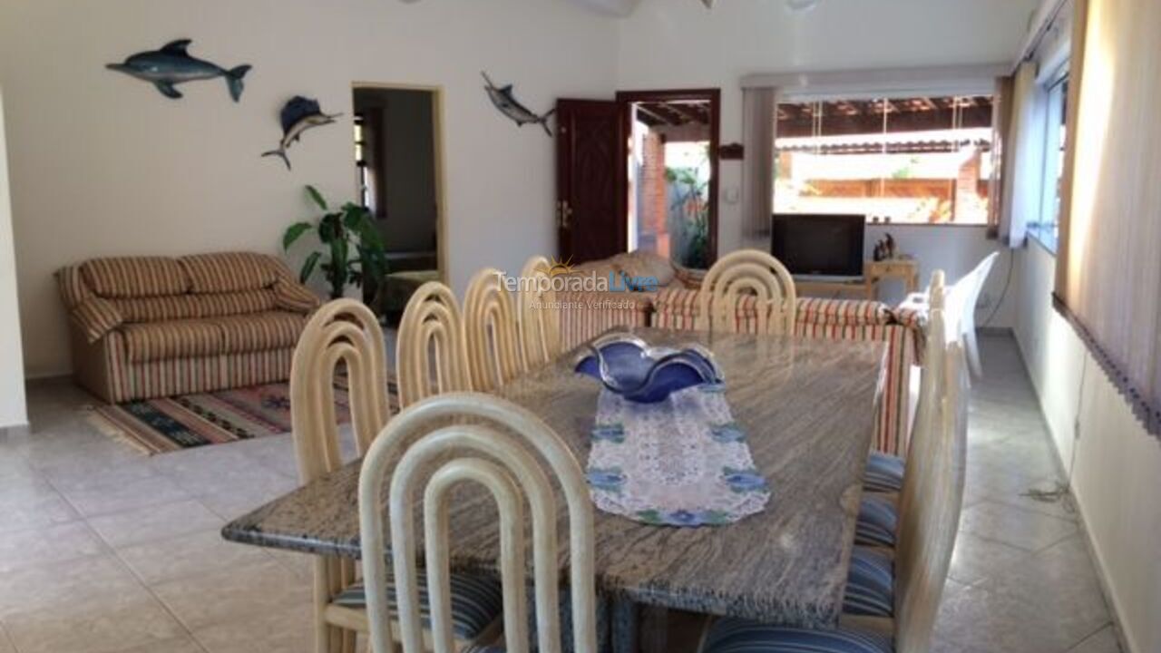 Casa para alquiler de vacaciones em Bertioga (Praia de Guaratuba)