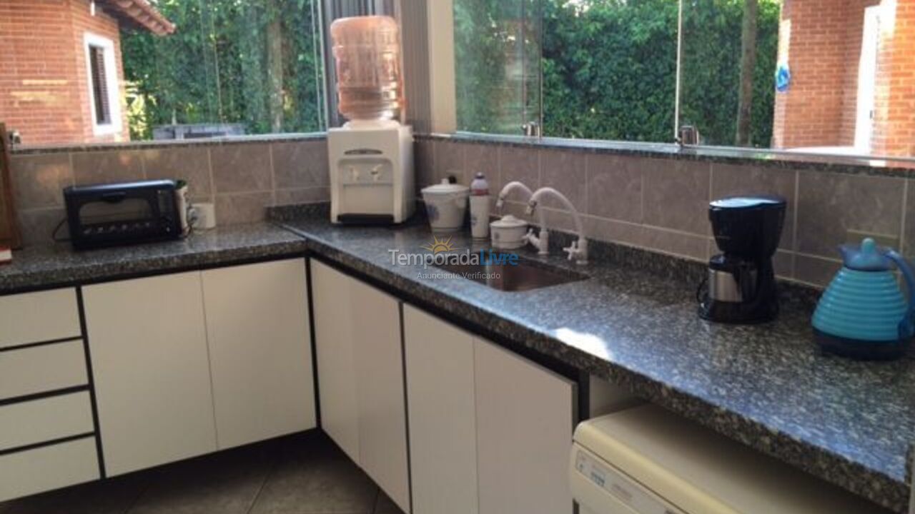 Casa para alquiler de vacaciones em Bertioga (Praia de Guaratuba)