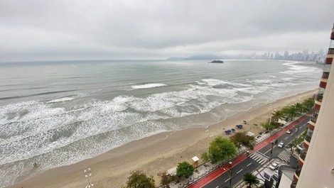 Ed. Beach Tower: 3 suites // frente al mar // barbacoa