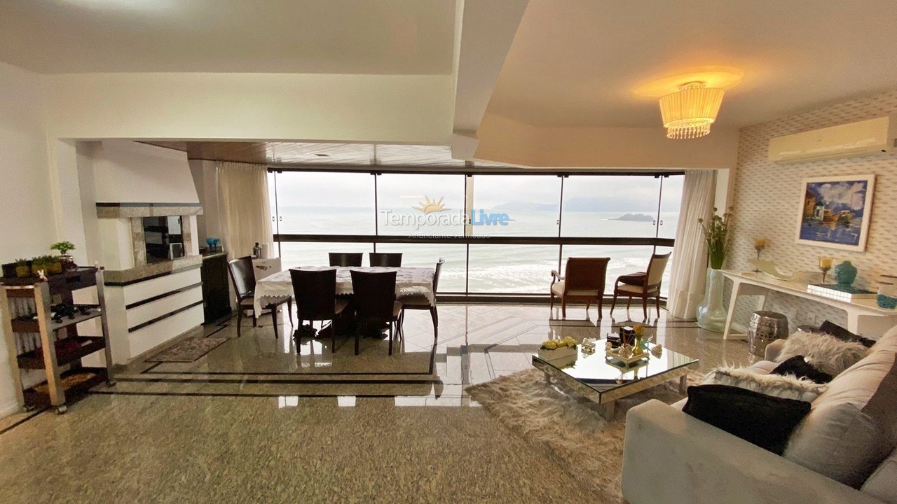 Apartamento para alquiler de vacaciones em Balneário Camboriú (Praia Central)