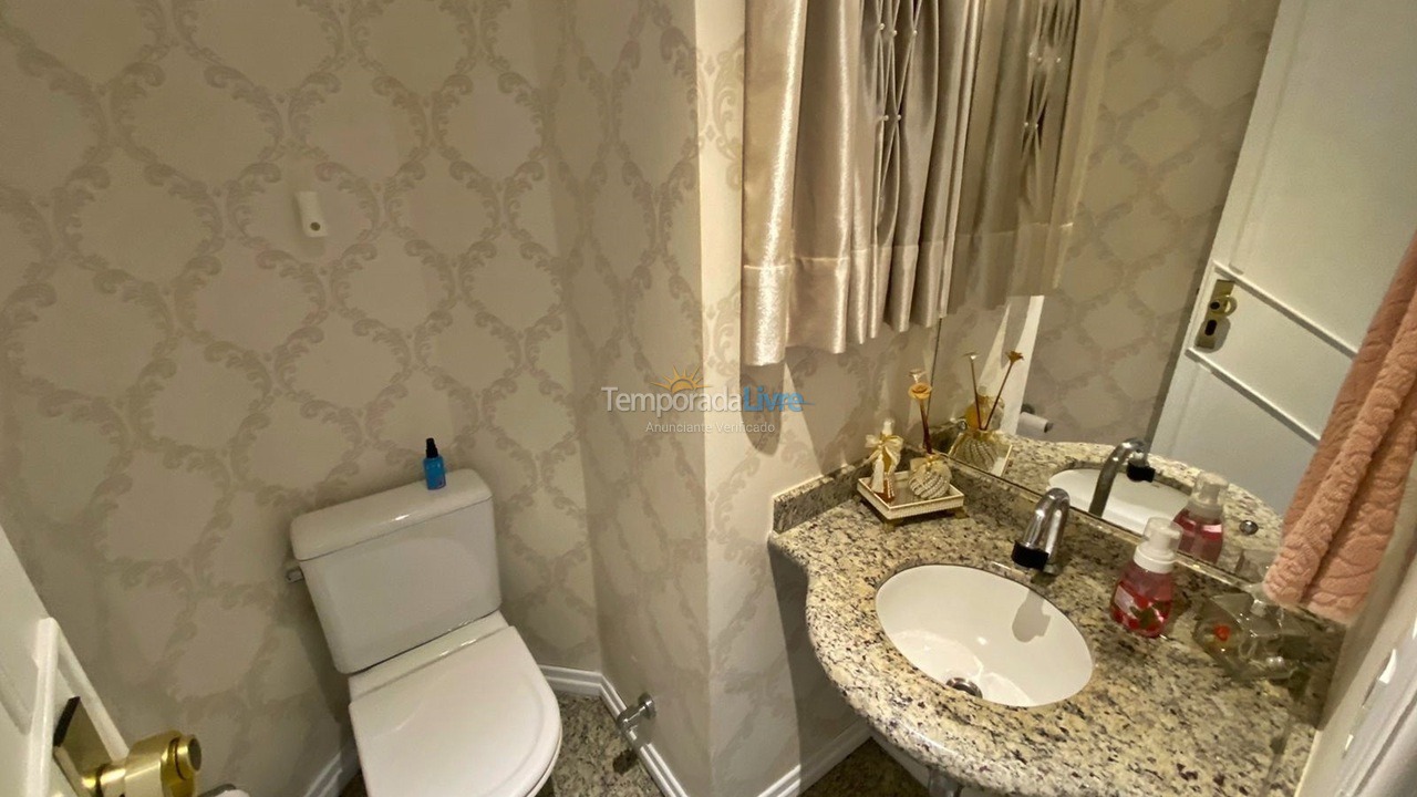 Apartamento para alquiler de vacaciones em Balneário Camboriú (Praia Central)