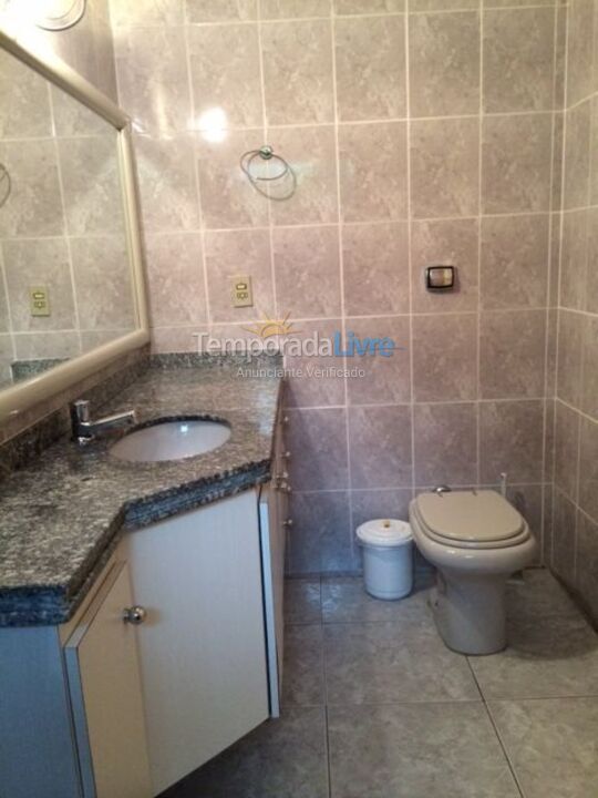 Casa para alquiler de vacaciones em Bertioga (Praia de Guaratuba)