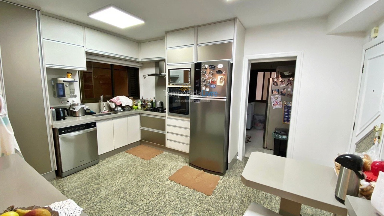 Apartamento para alquiler de vacaciones em Balneário Camboriú (Praia Central)