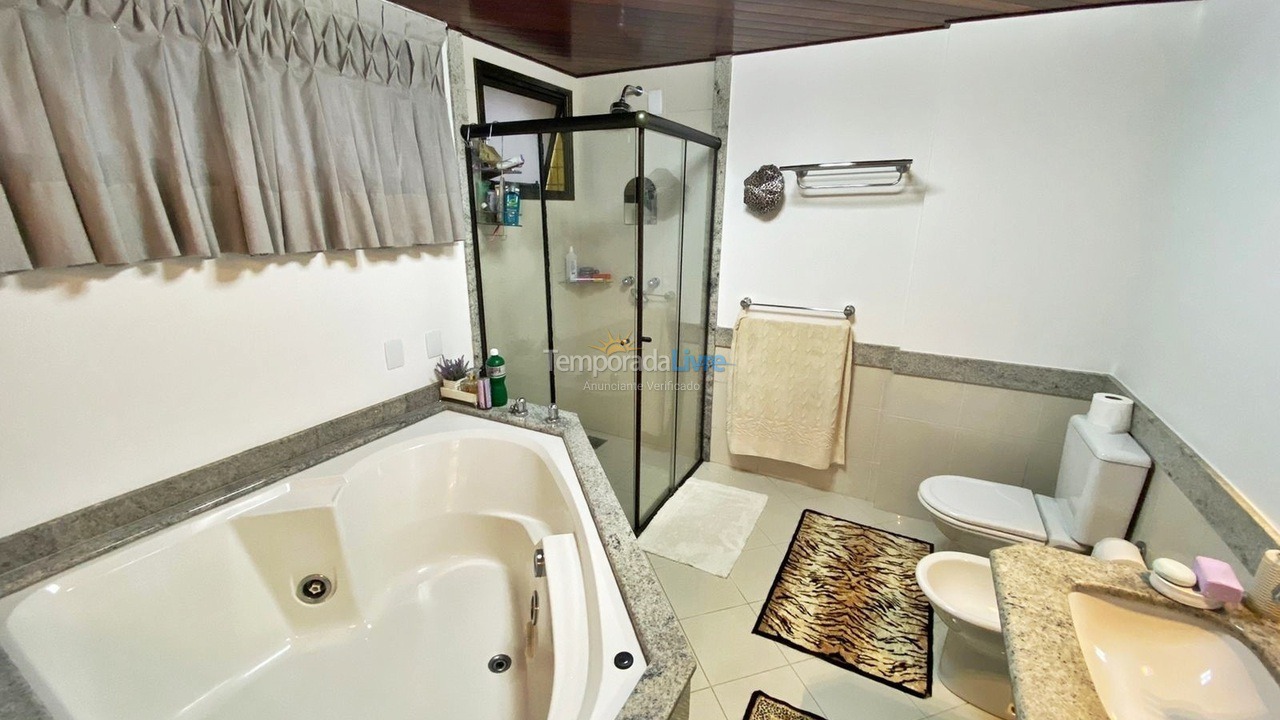 Apartamento para alquiler de vacaciones em Balneário Camboriú (Praia Central)
