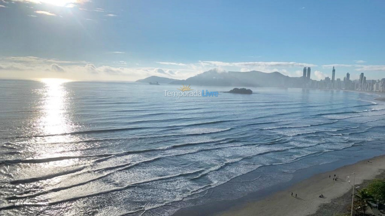 Apartamento para alquiler de vacaciones em Balneário Camboriú (Praia Central)