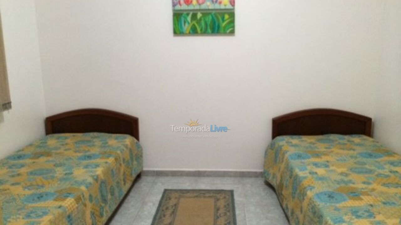 Casa para alquiler de vacaciones em Bertioga (Praia de Guaratuba)