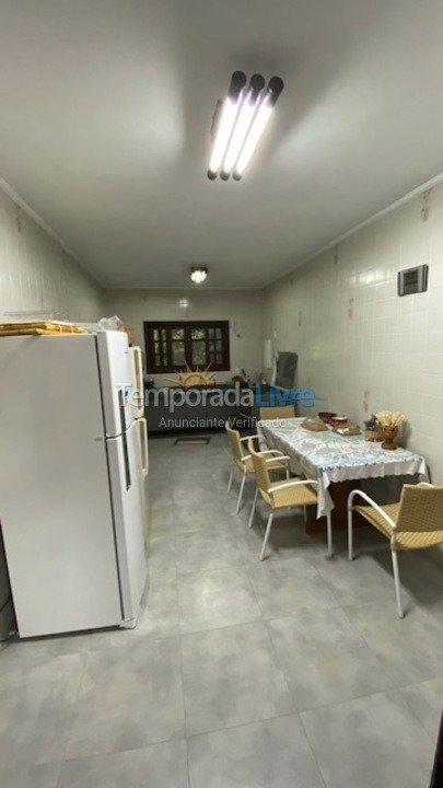 Casa para aluguel de temporada em Bertioga (Riviera de São Lourenço)