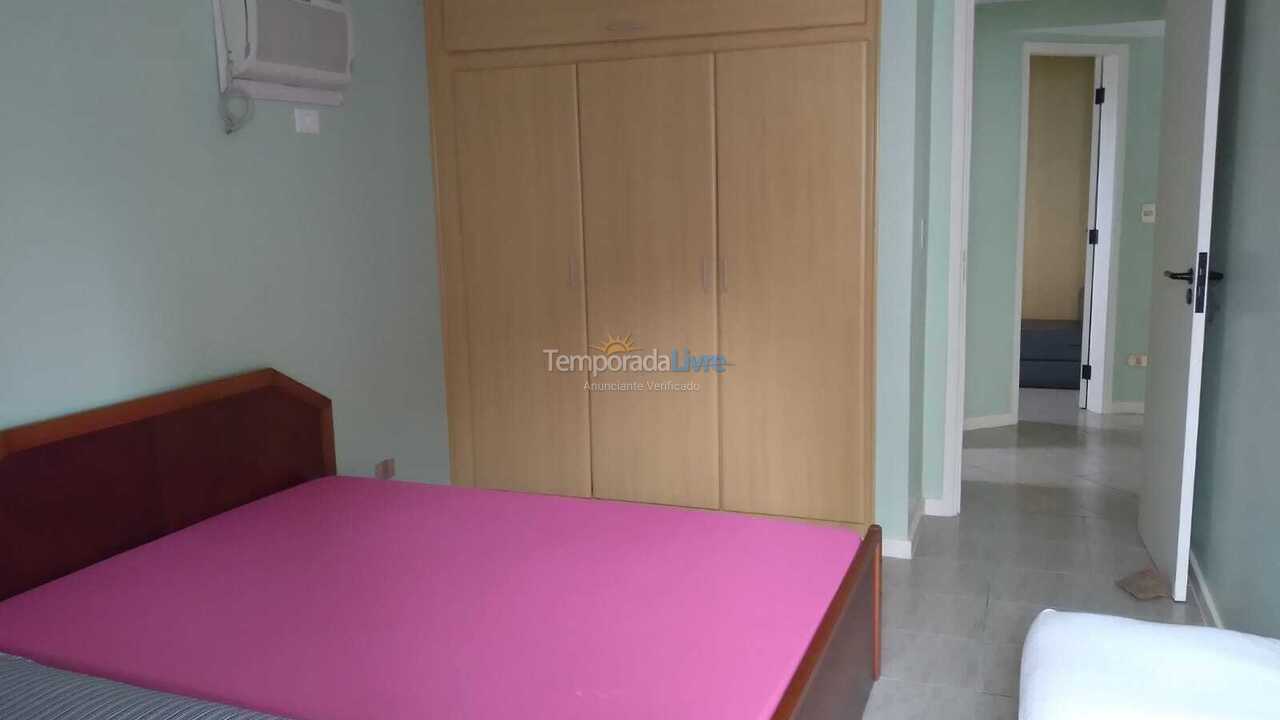 Apartment for vacation rental in Guarujá (Pitangueiras)