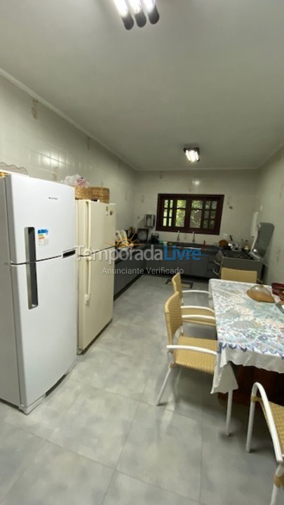 Casa para aluguel de temporada em Bertioga (Riviera de São Lourenço)