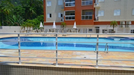 Vista parcial da piscina fria