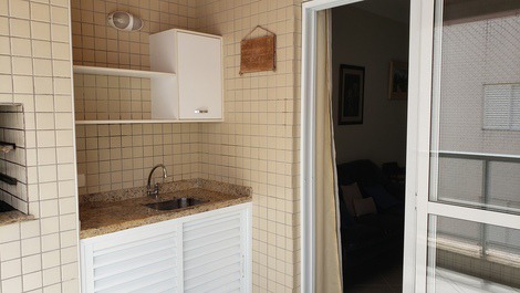 Vista parcial da varanda da churrasqueira