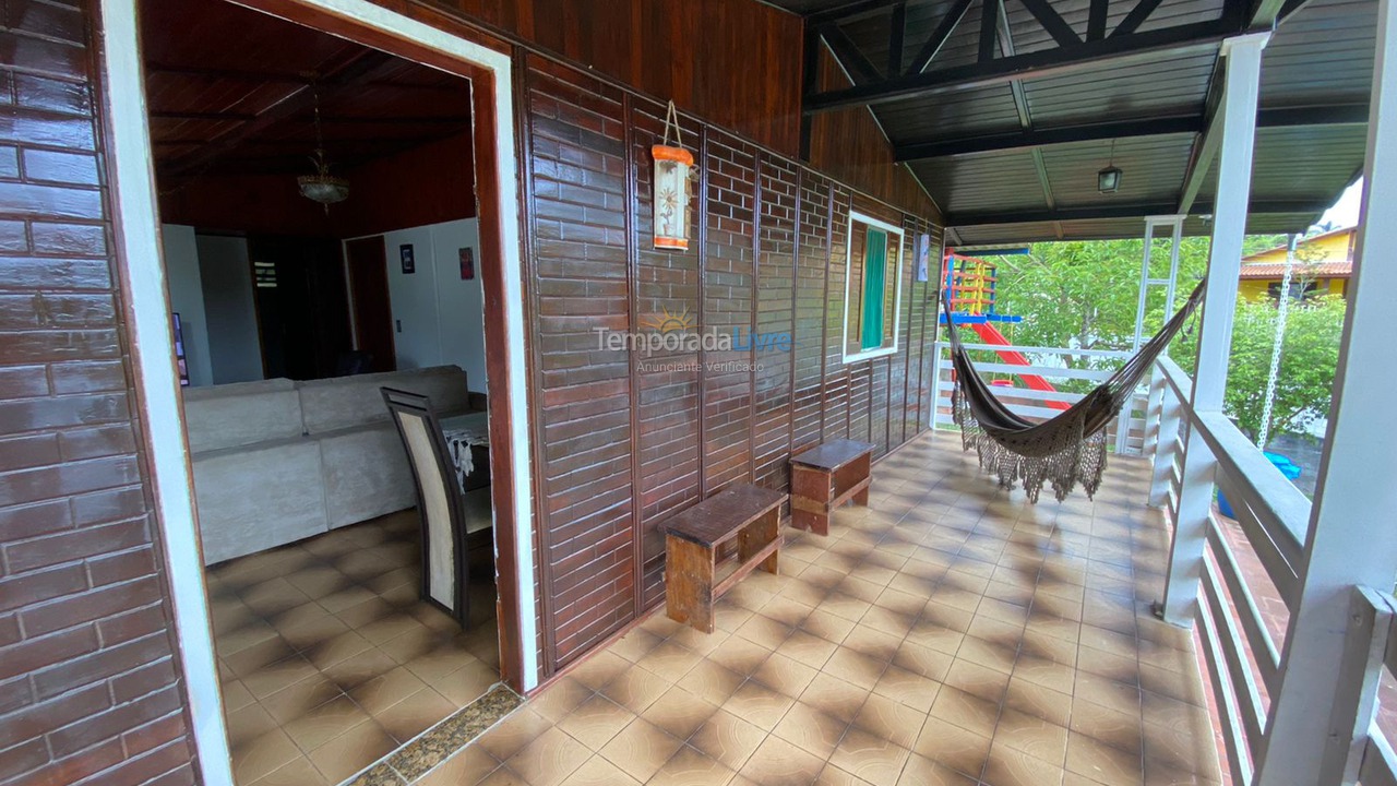 Granja para alquiler de vacaciones em Biritiba Mirim (Pomar do Carmo)