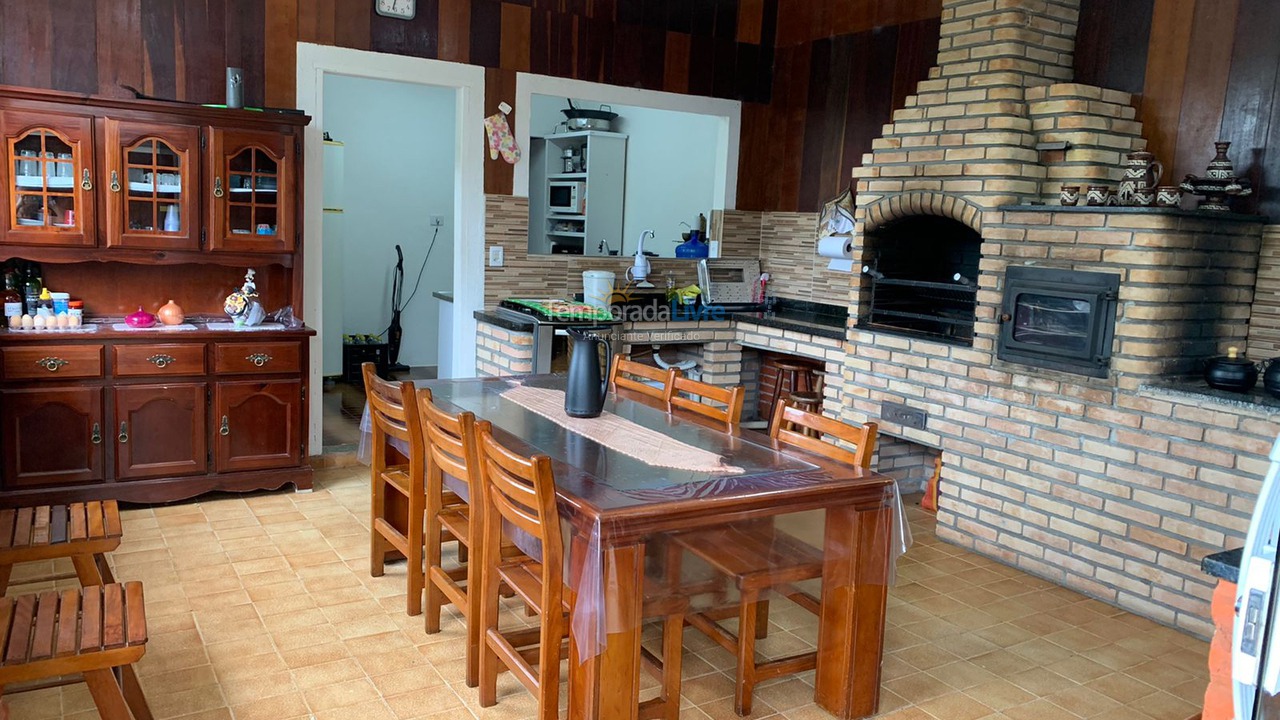 Granja para alquiler de vacaciones em Biritiba Mirim (Pomar do Carmo)