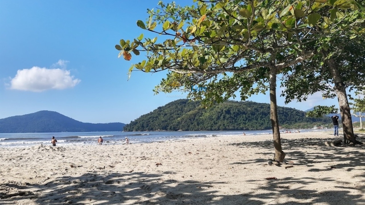 Casa para aluguel de temporada em Ubatuba (Pereque Açu)