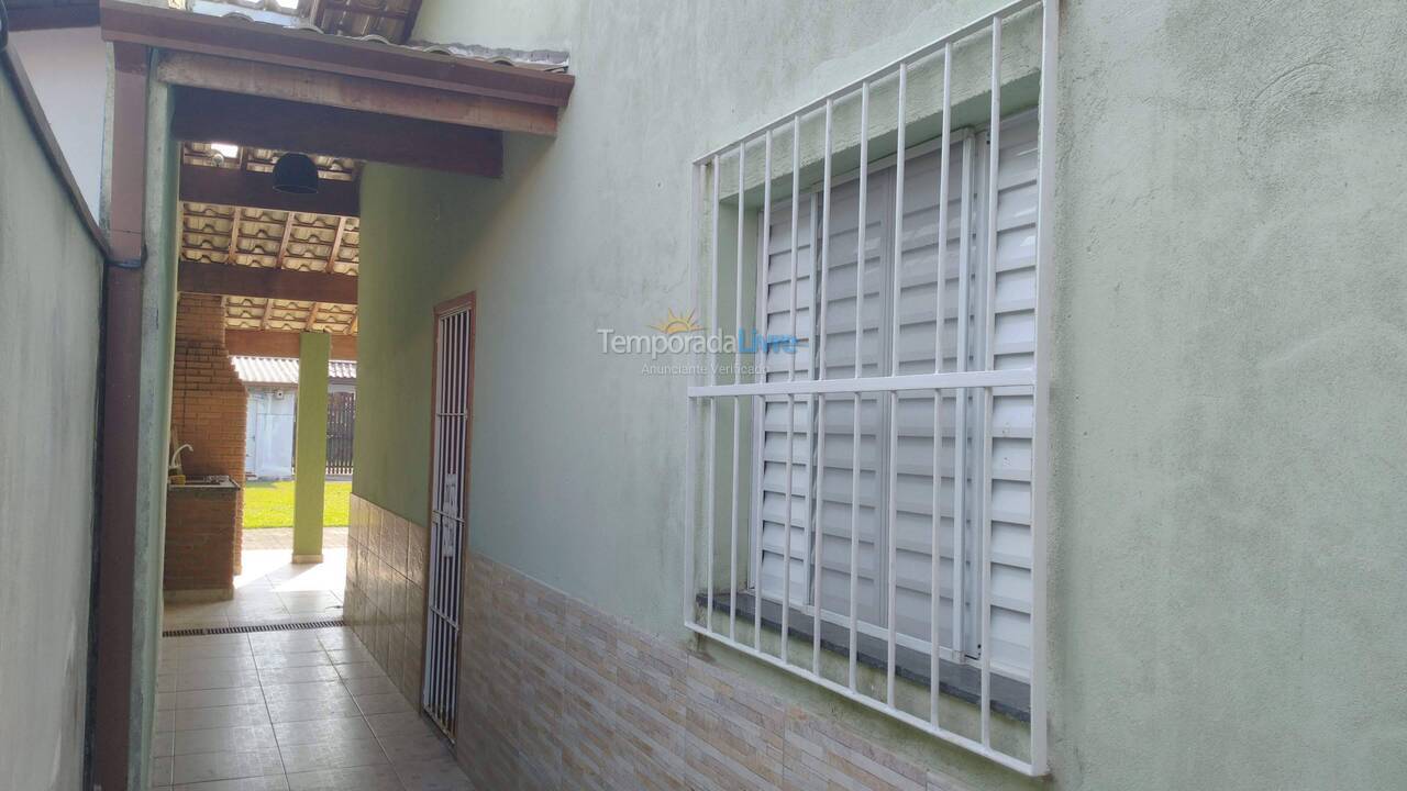 Casa para aluguel de temporada em Bertioga (Boraceia)