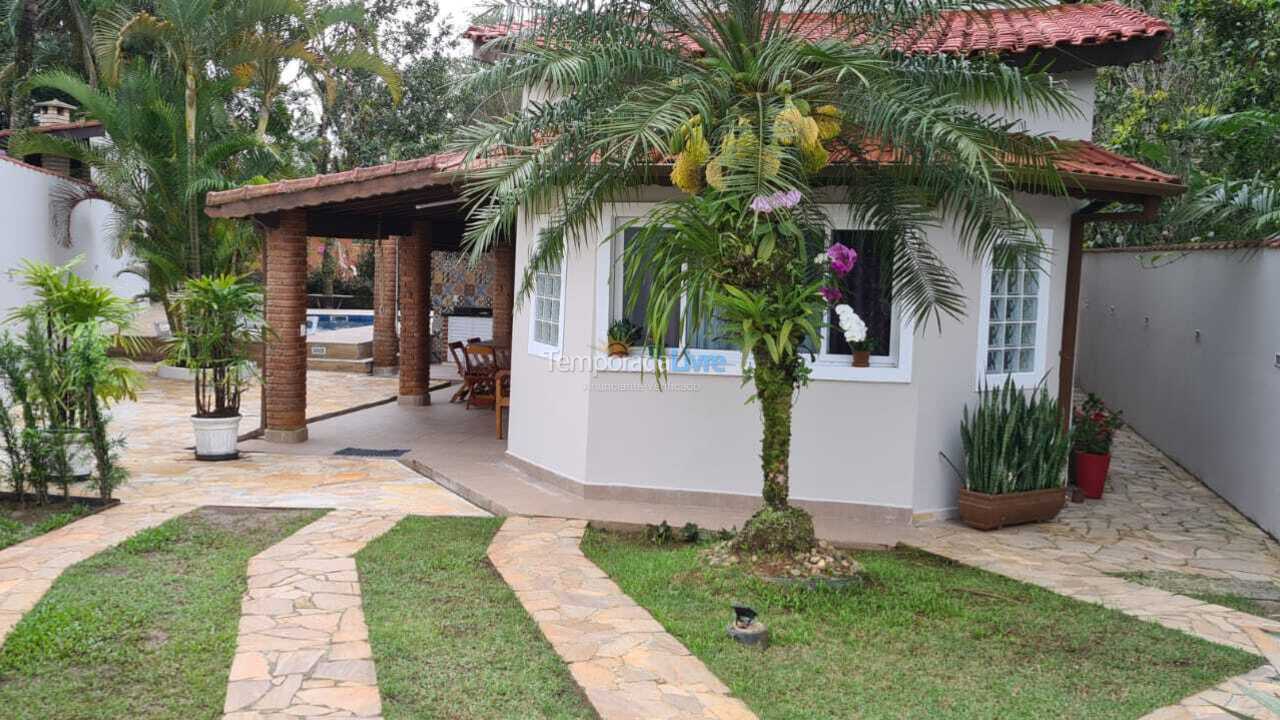 House for vacation rental in Bertioga (Praia de Guaratuba)