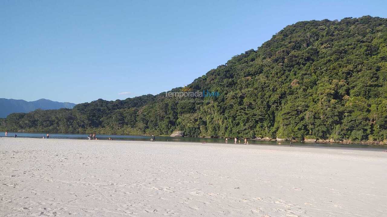 House for vacation rental in Bertioga (Praia de Guaratuba)