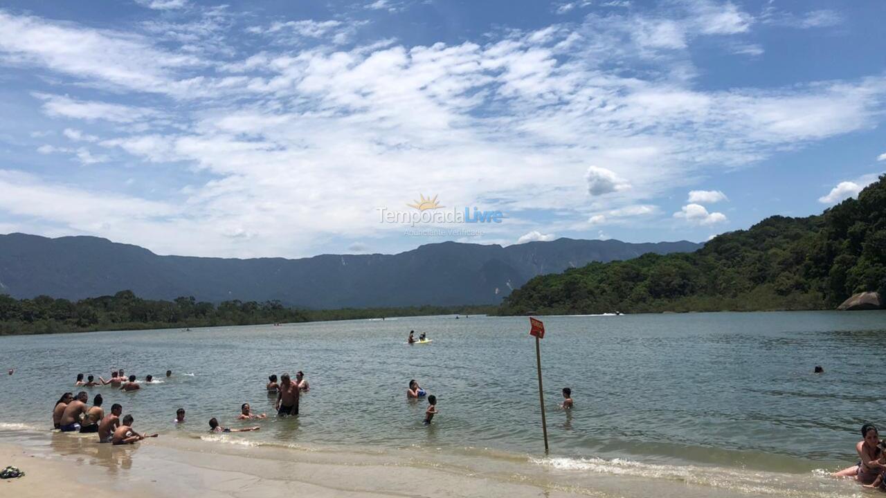 House for vacation rental in Bertioga (Praia de Guaratuba)