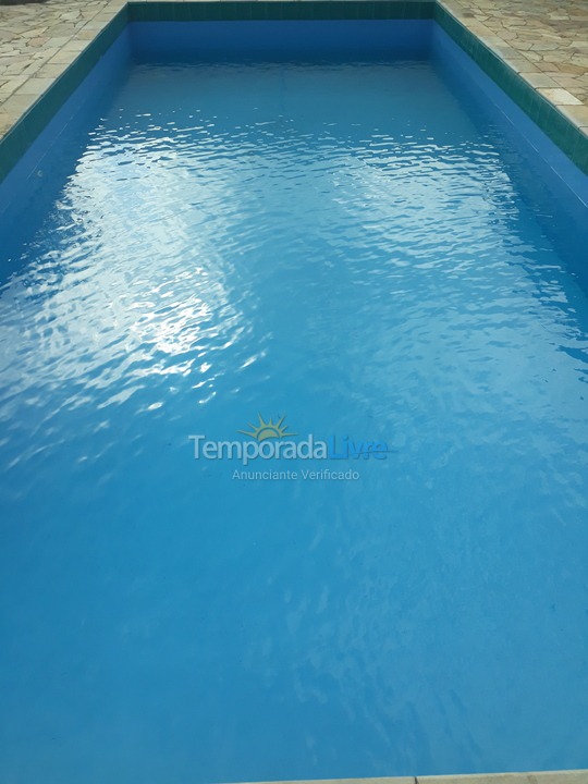 Chácara / sítio para aluguel de temporada em Itapecerica da Serra (Potuverá)