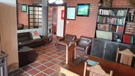 CASA PARA 11 PERSONAS - FRENTE AL MAR - PLAYA INDAIA - CARAGUATATUBA