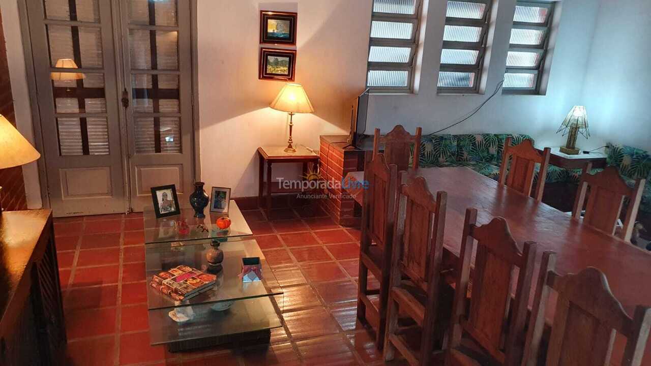 Casa para alquiler de vacaciones em Caraguatatuba (Indaiá)