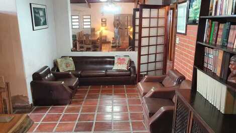 CASA PARA 11 PERSONAS - FRENTE AL MAR - PLAYA INDAIA - CARAGUATATUBA