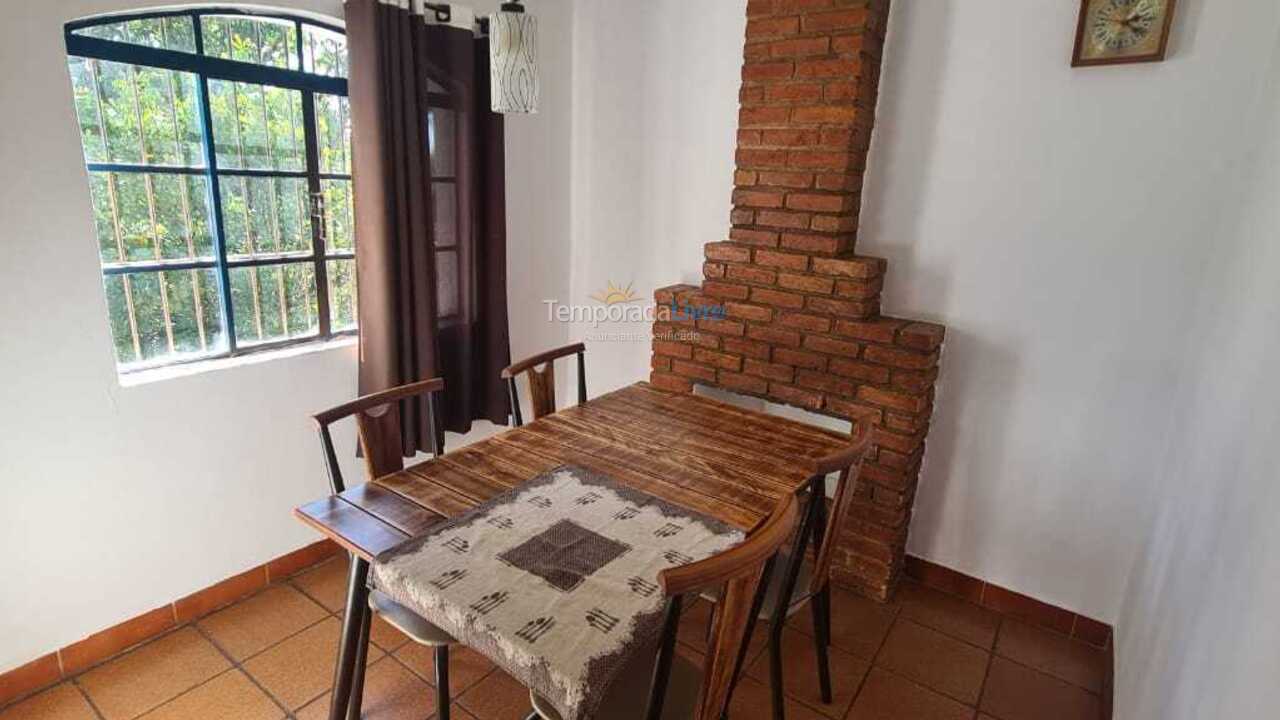 Chácara / sítio para aluguel de temporada em Santana de Parnaíba (Parque Sinae)